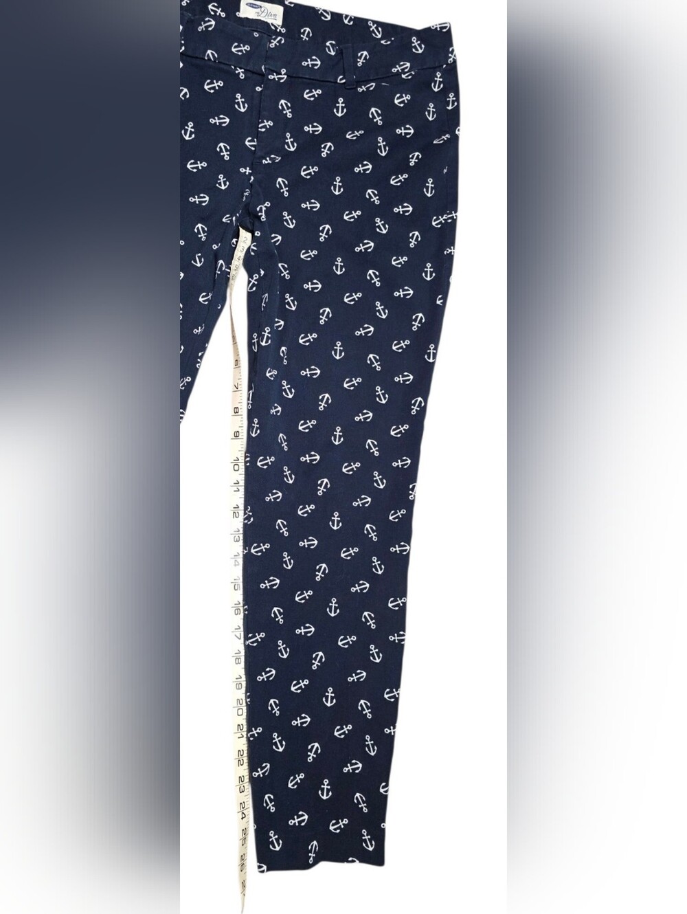 Old Navy Anchor Print Cropped Pants - Picture 3 of 8